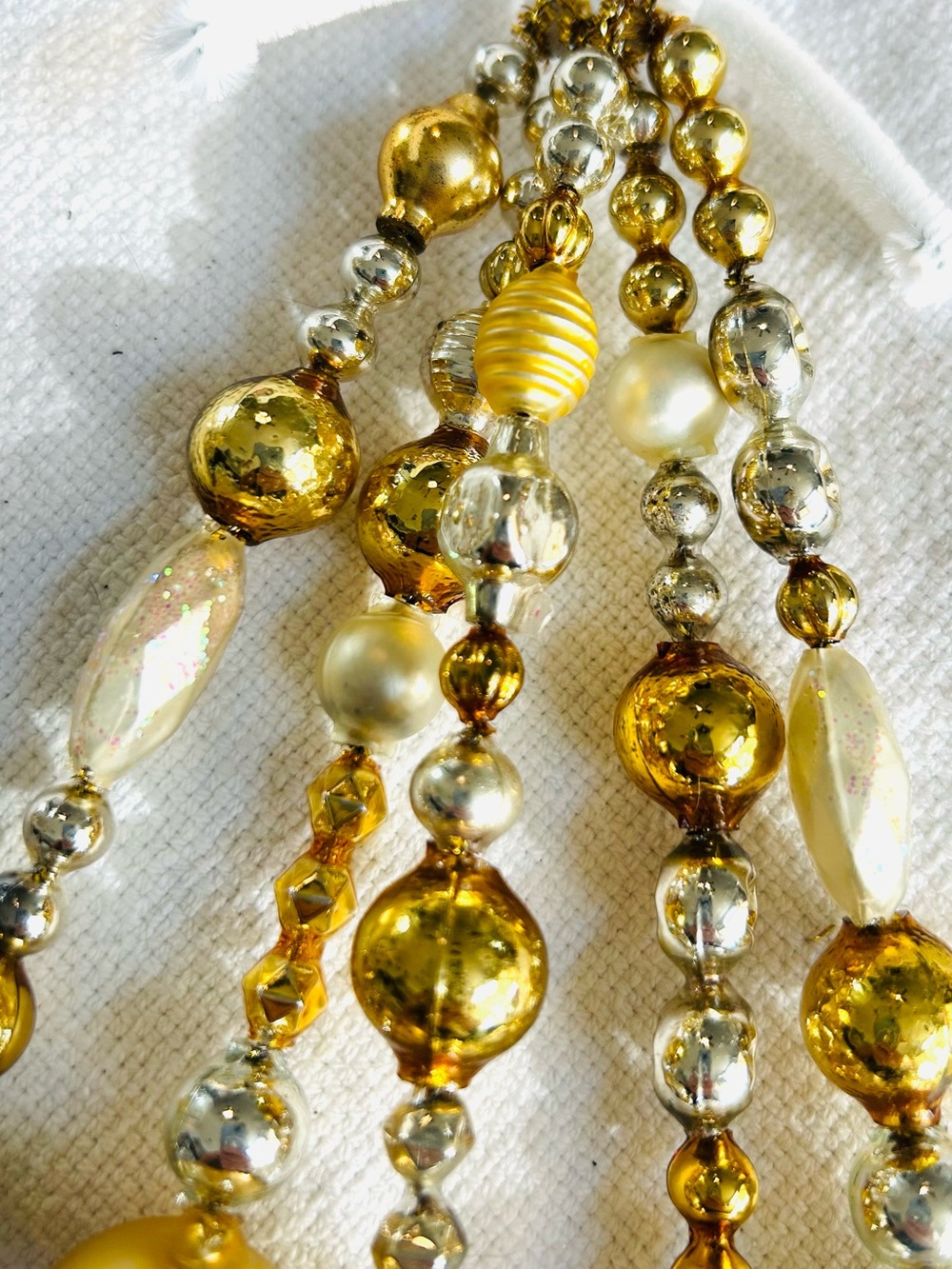 Vintage repurposed mercury glass garland bead icicle holiday Christmas ornaments - Picture 4 of 6